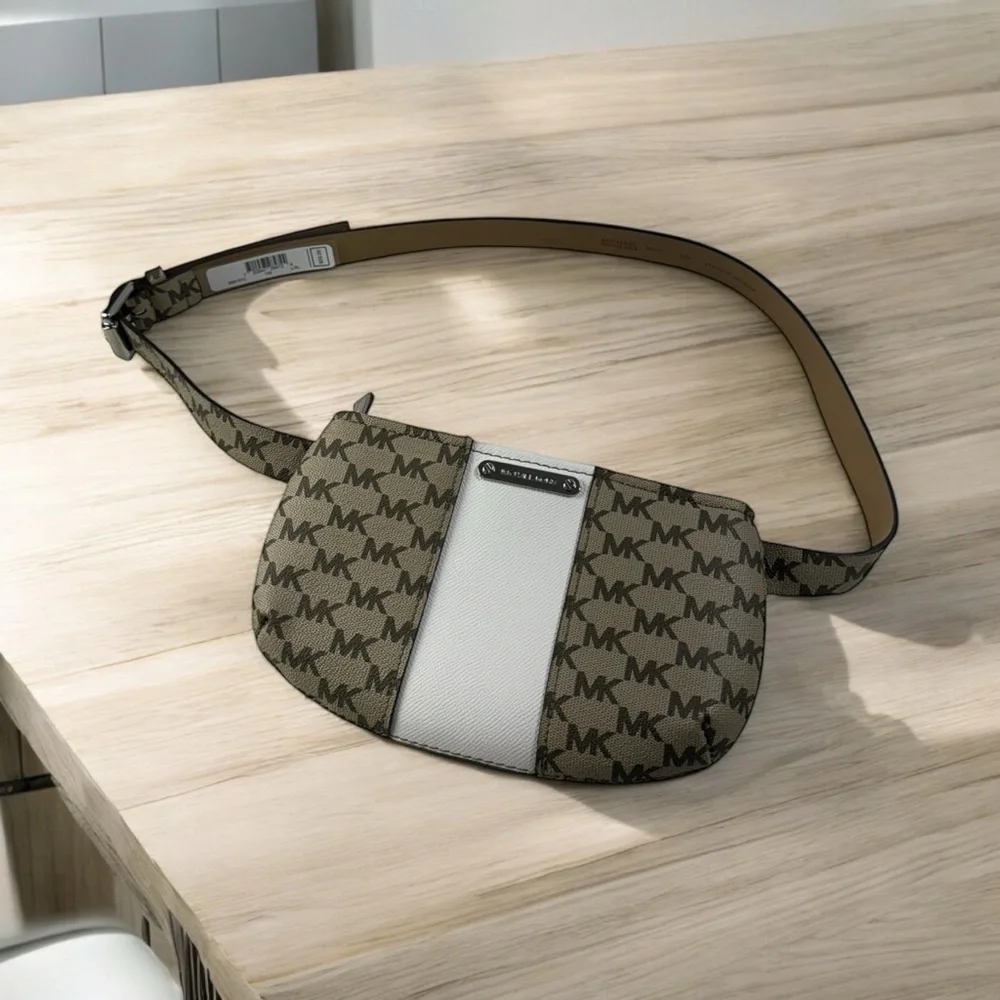 Michael Kors Belt Bag Fanny Silver Jet Set Fanny Pack (Khaki/white)